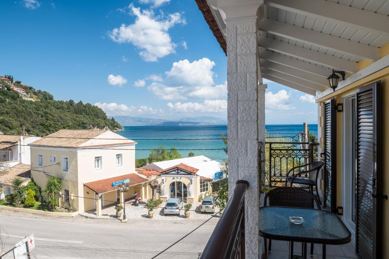 The Seaview Corner Apartments By Konnect, Ipsos Corfu Экстерьер фото