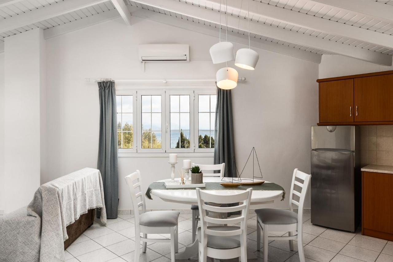 The Seaview Corner Apartments By Konnect, Ipsos Corfu Экстерьер фото